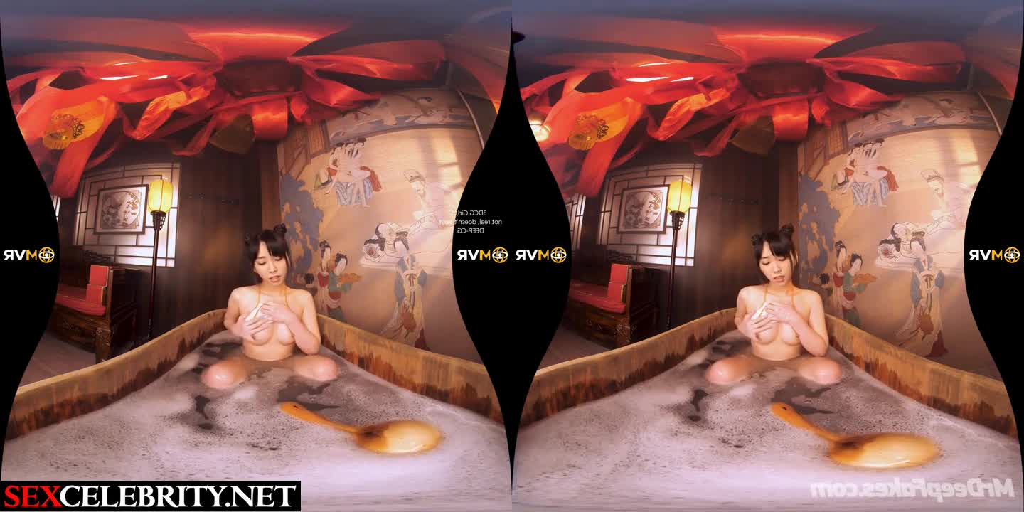 Sexy IU (이지은 스마트한 얼굴 변화) touching herself in sauna - pov fakeapp - DeepFakesCeleb